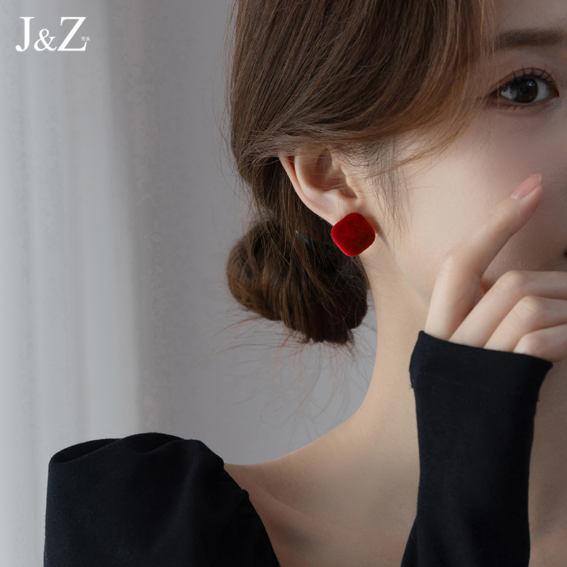 绝美红色耳钉女轻奢高级感精致气质大气小众设计秋冬独特耳环耳饰