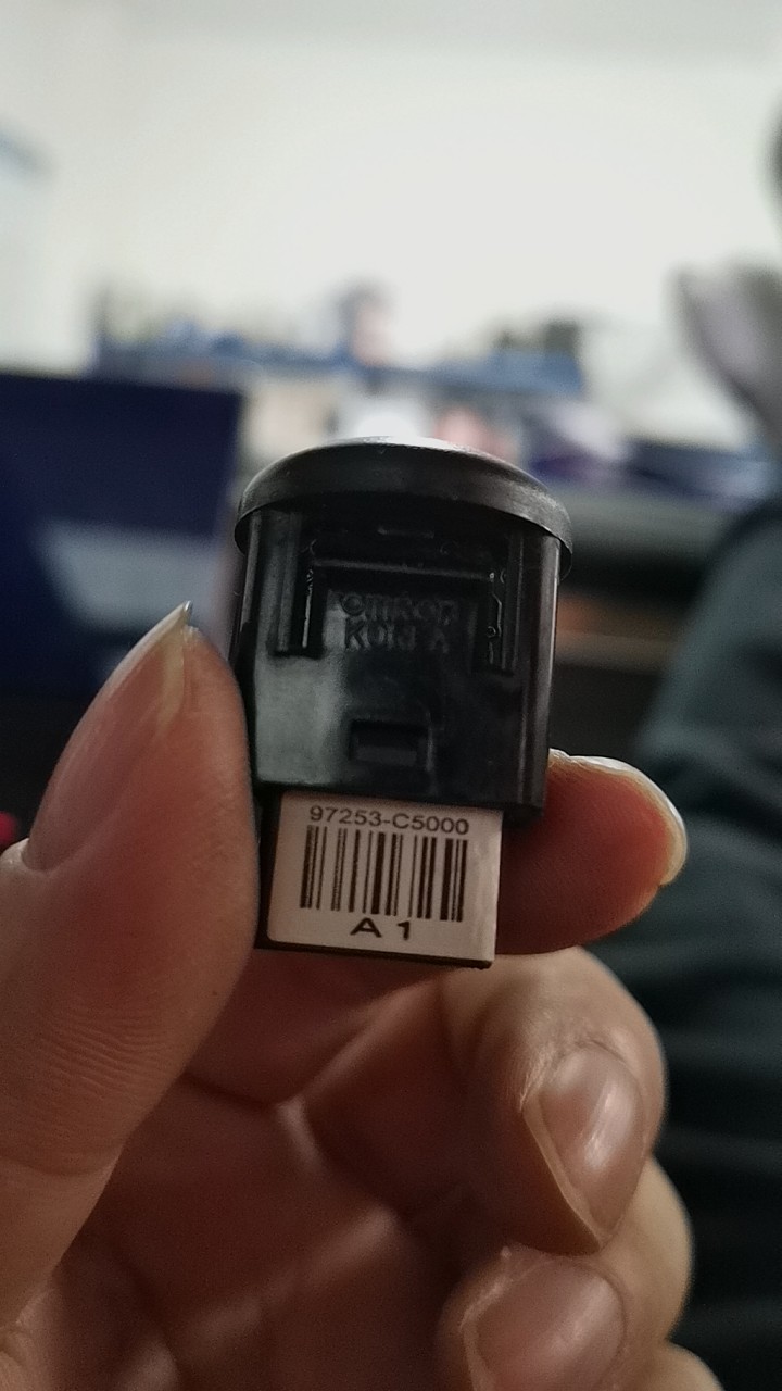 适用于韩国进口起亚新索兰托自动大灯感应器光传感器全新配件