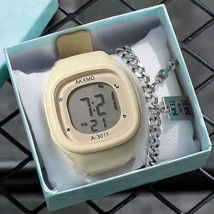 方形手表女款 小众设计运动学生高颜值简约儿童多功能夜光电子表男