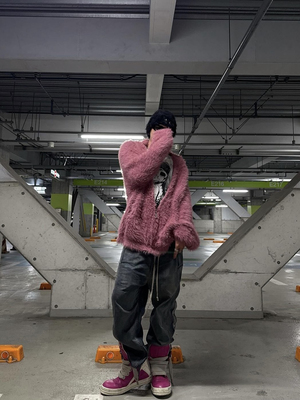 thugclub 24fw 粉色毛衣