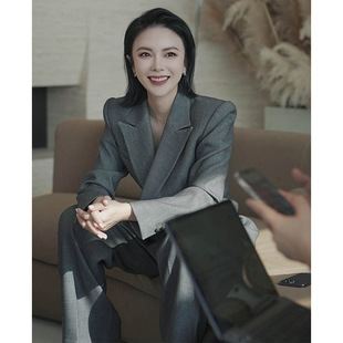 气场强大灰色西装阔腿长裤套装女2025春秋新款高端职业工作服正装