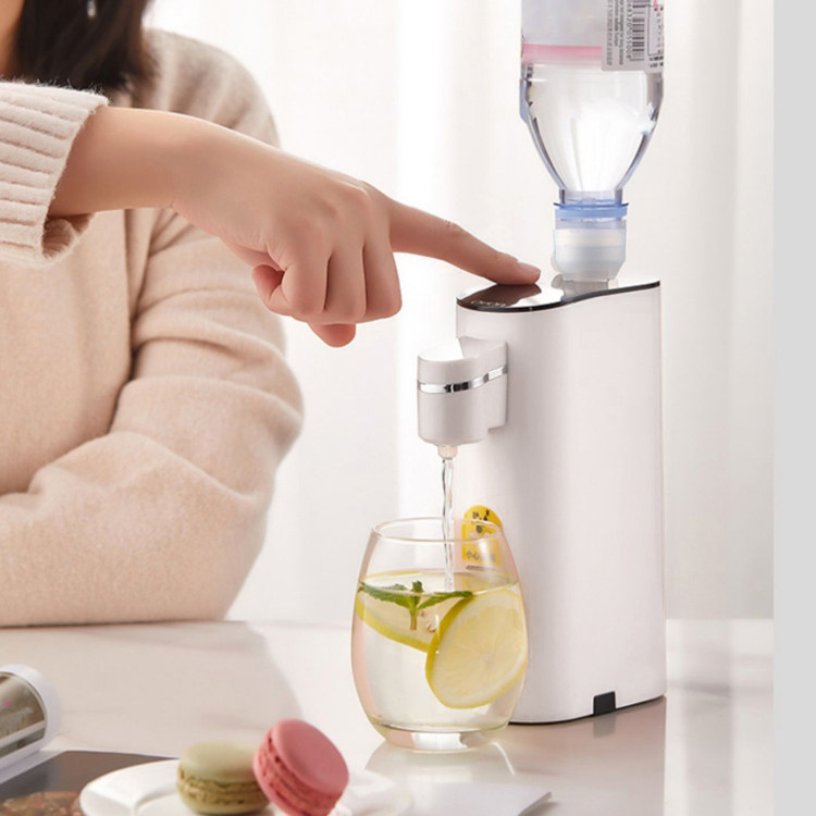 即熱式飲水機旅遊用旅行口袋小型辦公室桌面瓶子迷妳燒水電熱水壺在類目 廚房電器, 台式淨飲機中 - 來自Buy2taobao.com提供專業的淘寶代購服務