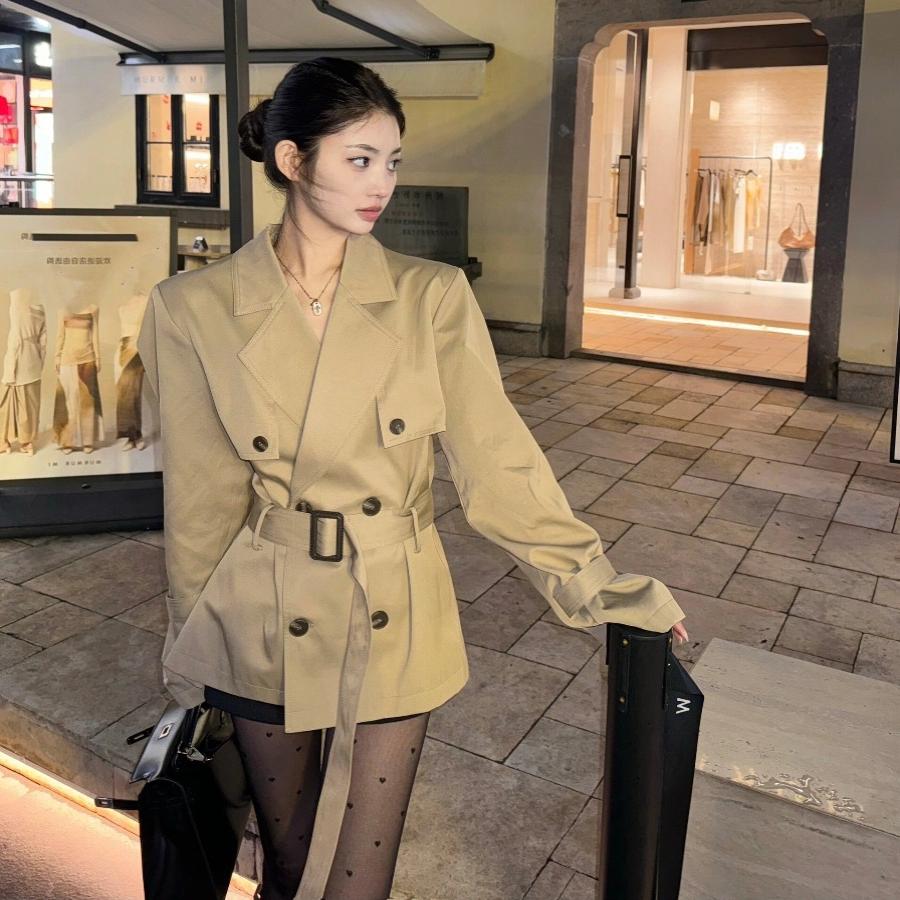 高级感风衣外套女春季新款卡其色英伦风小个子收腰显瘦短款大衣女