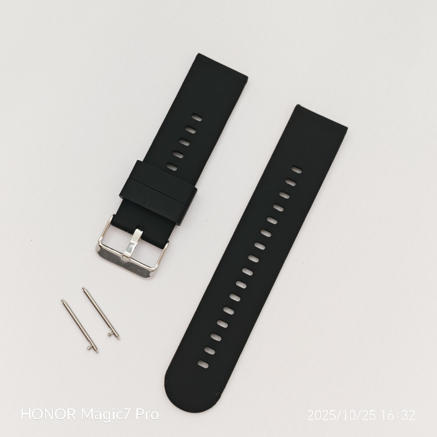 A5A6原装手表表带透气多孔22mm