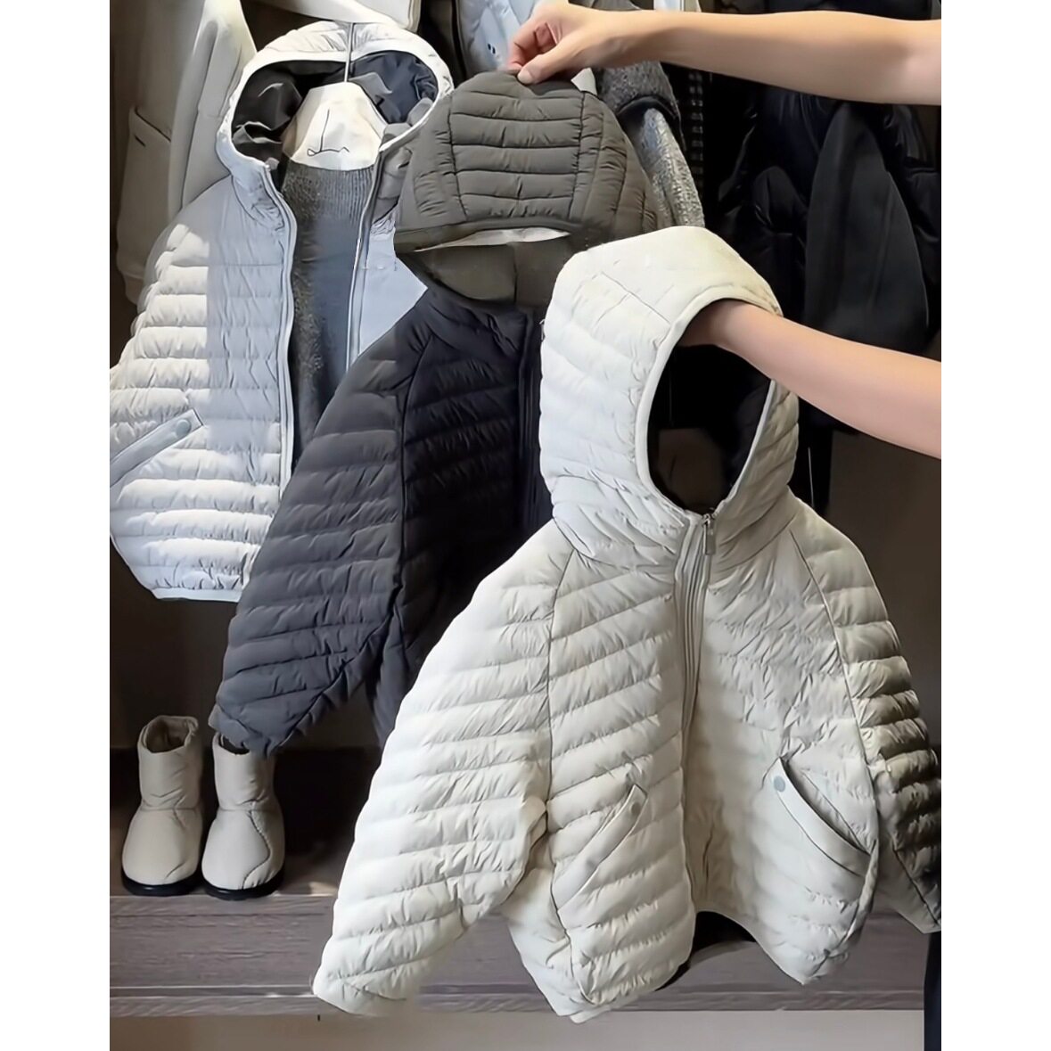 男女童秋冬季新款羽绒棉服2026冬装轻薄保暖中大童连帽棉衣外套