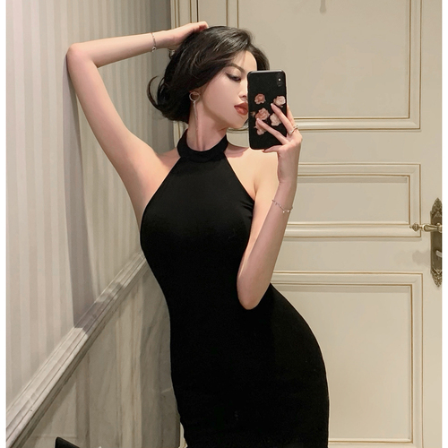 Real shot spot women's wear small sexy backless hanging neck slim fit buttock birthday party dress dress