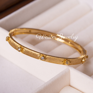 小众轻奢复古意大利拉丝工艺s925银镀金气质立体雕刻雪花手镯