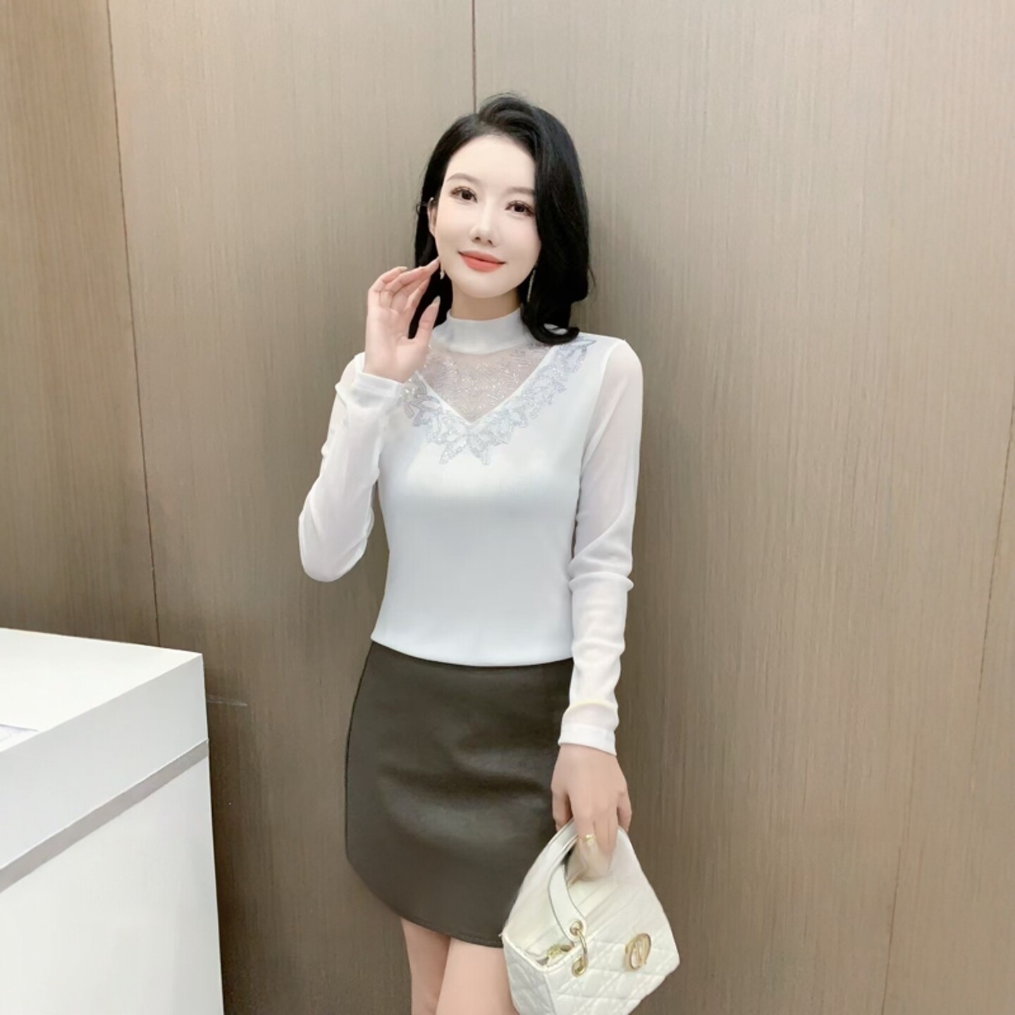 春秋半高领长袖女士时尚大码T恤修身显瘦洋气新款薄款打底衫上衣