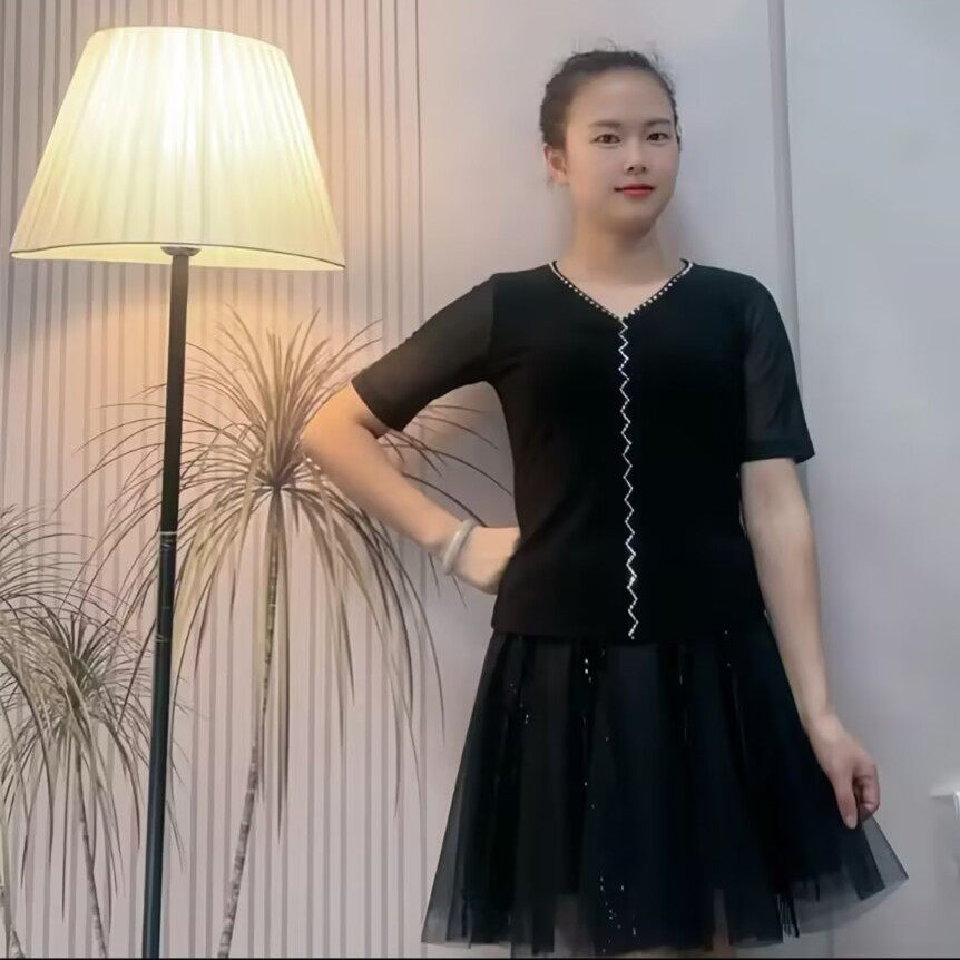夏季新款广场舞上衣女V领烫钻吉特巴拉丁舞弹力显瘦短袖摩登舞衣