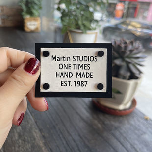 皮标字母标贴标中标高街ins字母皮标商标5X7cm服装标辅料