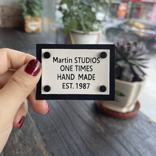 皮标字母标贴标中标高街ins字母皮标商标5X7cm服装标辅料