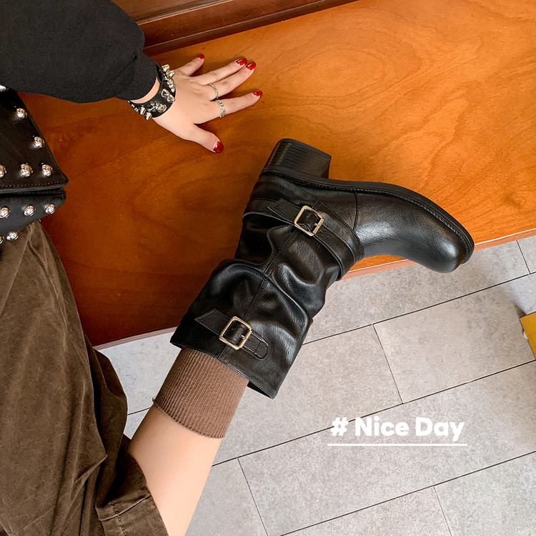 圆头松糕底TPR(牛筋)胶粘工艺四季马丁靴