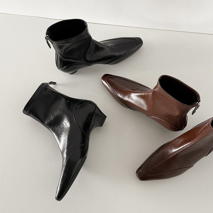 方头粗跟TPR(牛筋）胶粘工艺冬季时装靴