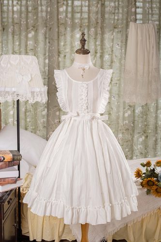 现货罩裙搭配洛丽塔白色外搭CLA