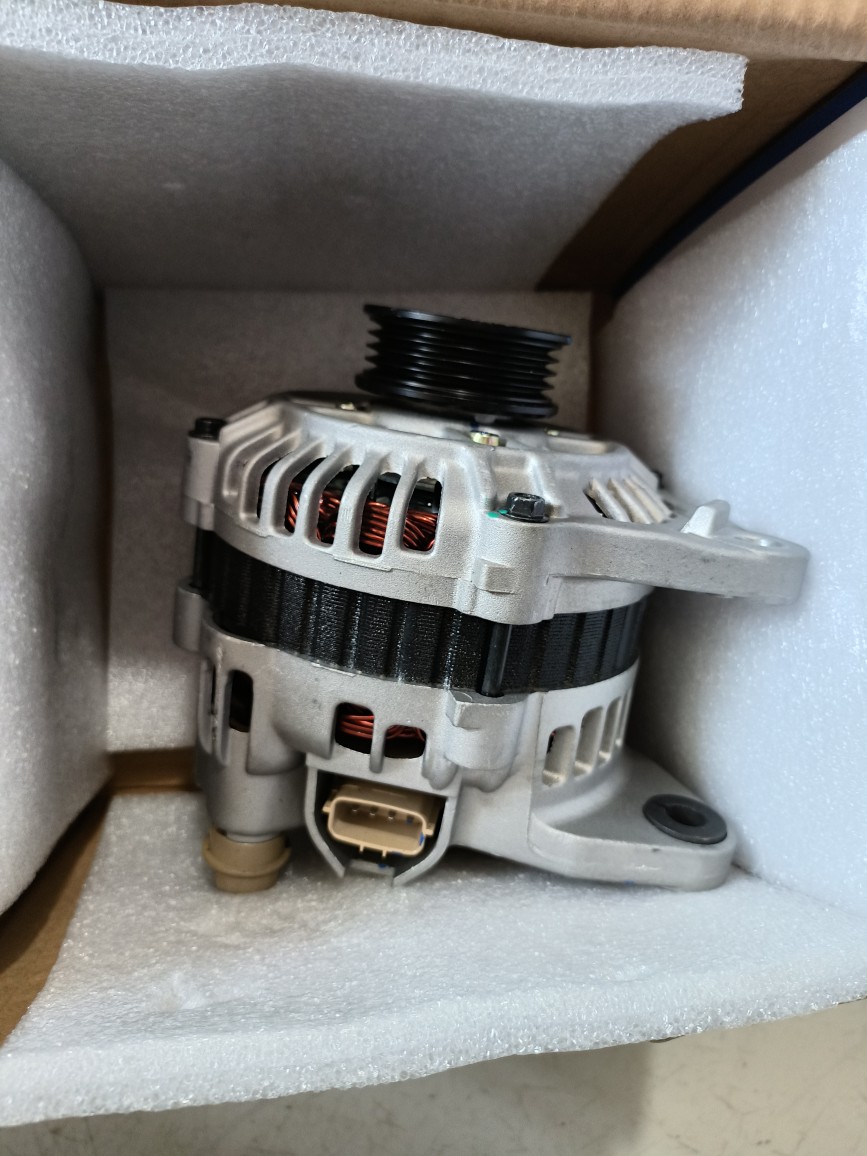 中华配件 骏捷 尊驰 FRV 4G13/4G18/4G93/4G63 发电机 正品品牌