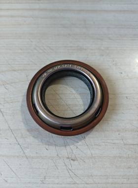 尊驰1.8t 酷宝 v5 h530 自动挡变速箱 油封骏捷半轴油封