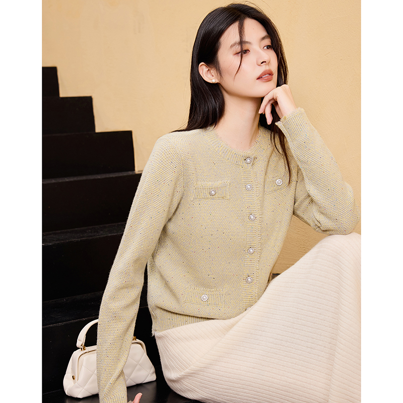 思诺芙德亮片小香风绵羊毛开衫