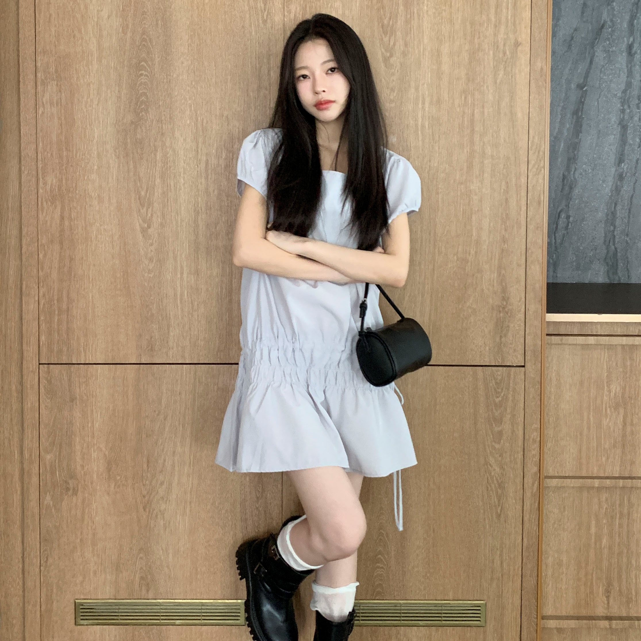韩国ins小众甜美日系松紧抽绳系带设计小个子泡泡袖连衣裙女