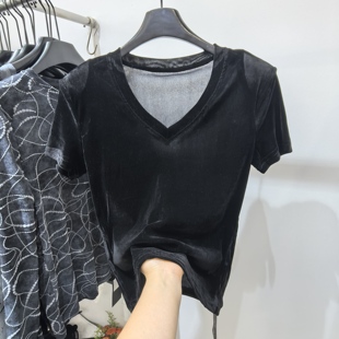 显瘦百搭高级感上衣小衫 黑色V领丝绒短袖 T恤女鸡心领垫肩修身