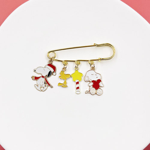 可爱日系史努比胸针合金