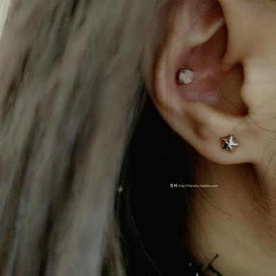 925纯银迷你星星耳钉