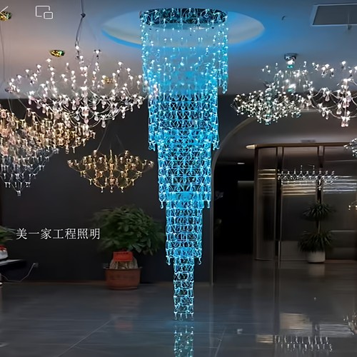 挑空大复式楼梯吊灯别墅吊灯