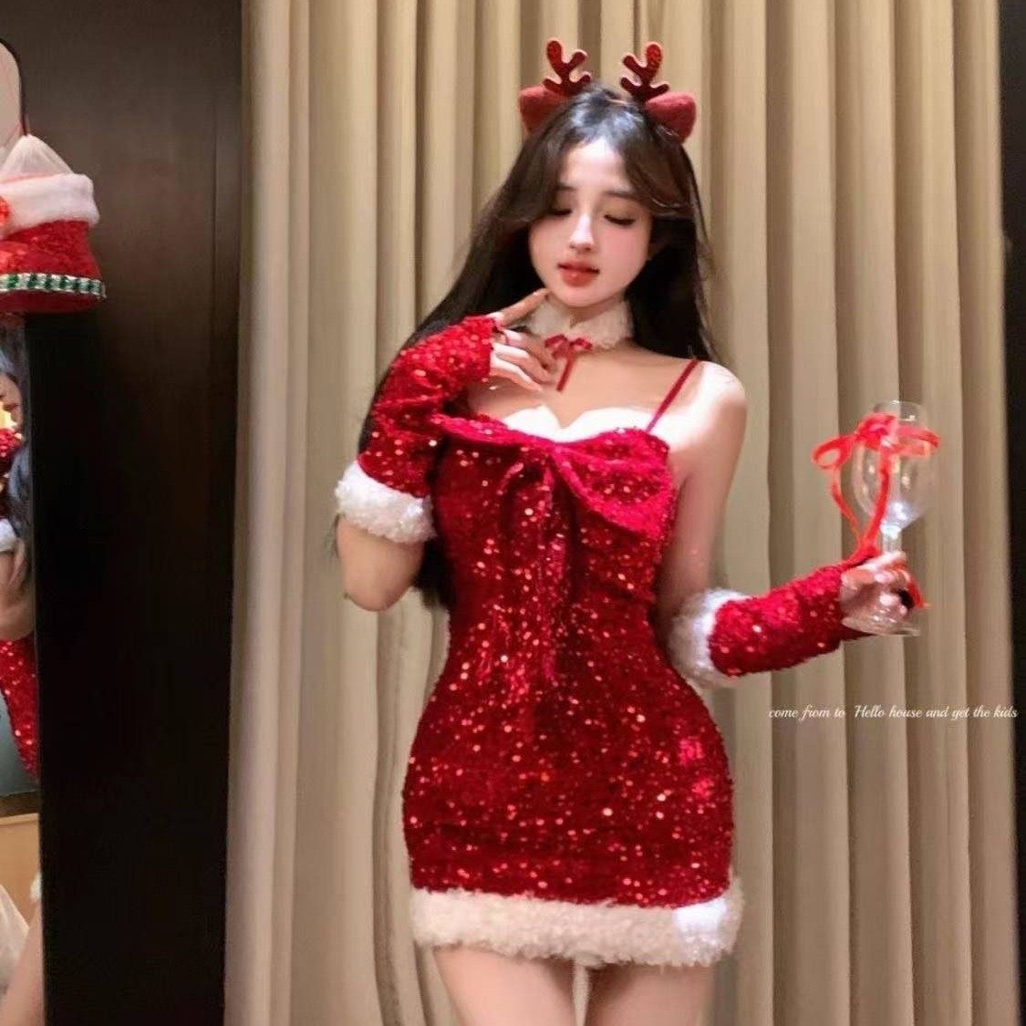 新年红色圣诞节服装女性感圣诞主题穿搭cos服兔女郎制服纯欲套装