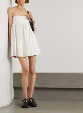 reformation白色褶皱吊带连衣裙子娃娃裙法式度假风迷你短裙夏季