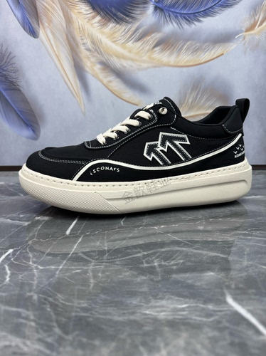 春夏季一脚蹬透气轻便软底休闲鞋