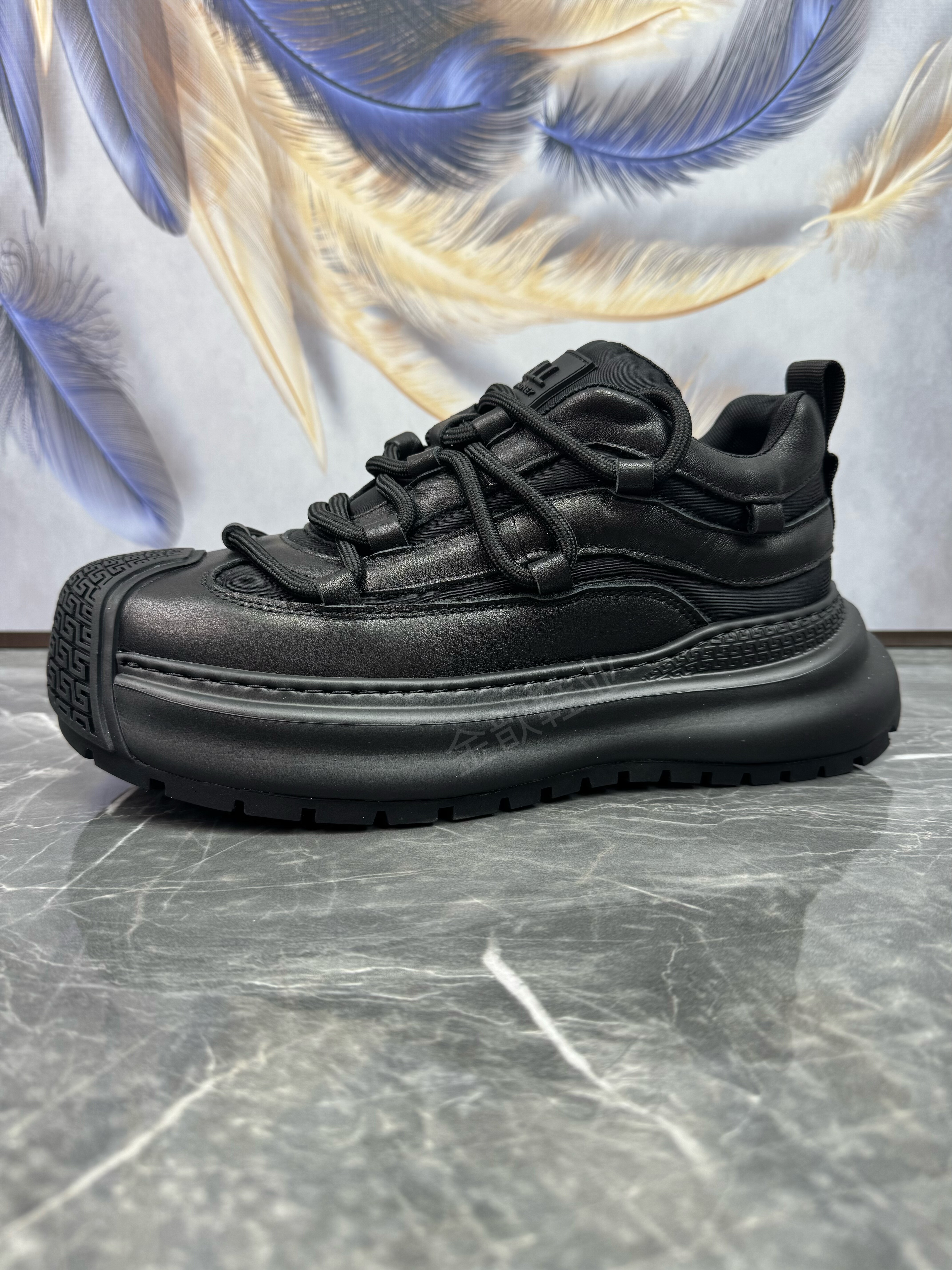 头层牛皮轻便厚底透气休闲潮鞋