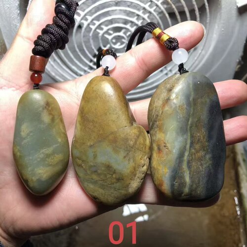 新疆籽料原石 把件摆件黄皮白肉青花 原皮原籽无修型无二上玩料雕