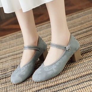 配旗袍的鞋子女复古春秋中国风老北京布鞋禅意茶服鞋中跟禅服禅鞋