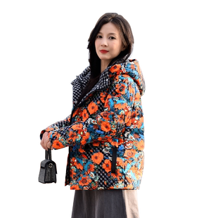 花色羽绒服女短款女款新款冬季加厚女士印花白鸭绒连帽小个子外套