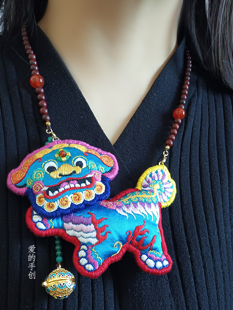 狮子刺绣材料包爱的手创缎面