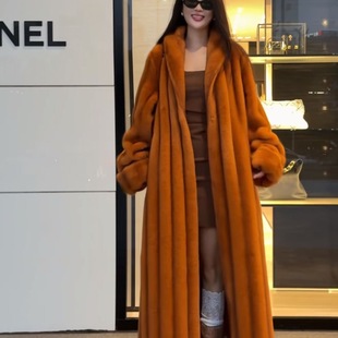 魔王同款 全抽刀大南瓜挽袖 2025轻奢皮毛一体外套 琥珀流光