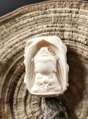 大白兔系奶糖牙牙无相猛犸精雕配饰