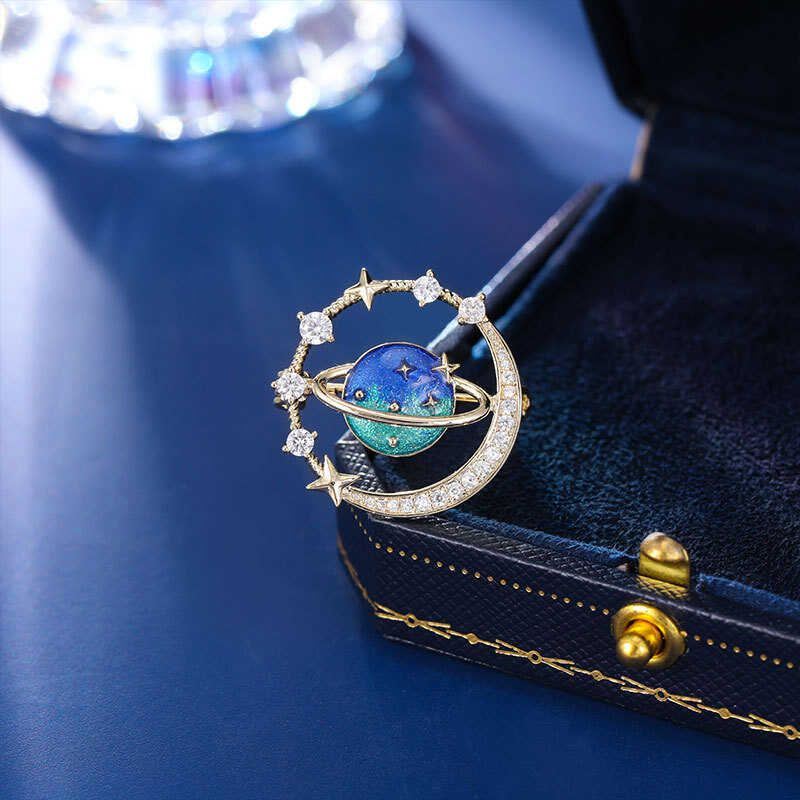 宇宙星球日系胸针高档新款个性精致别针毛衣开衫领针男女西装配饰