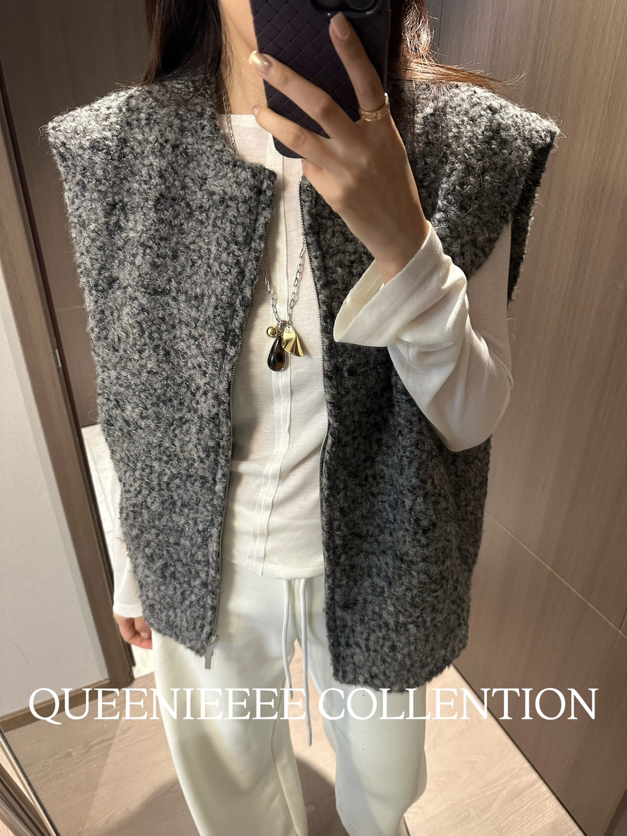 QUEENIE2025秋冬圈圈羊毛羊驼毛发热功能性简约大气款马甲阔型女