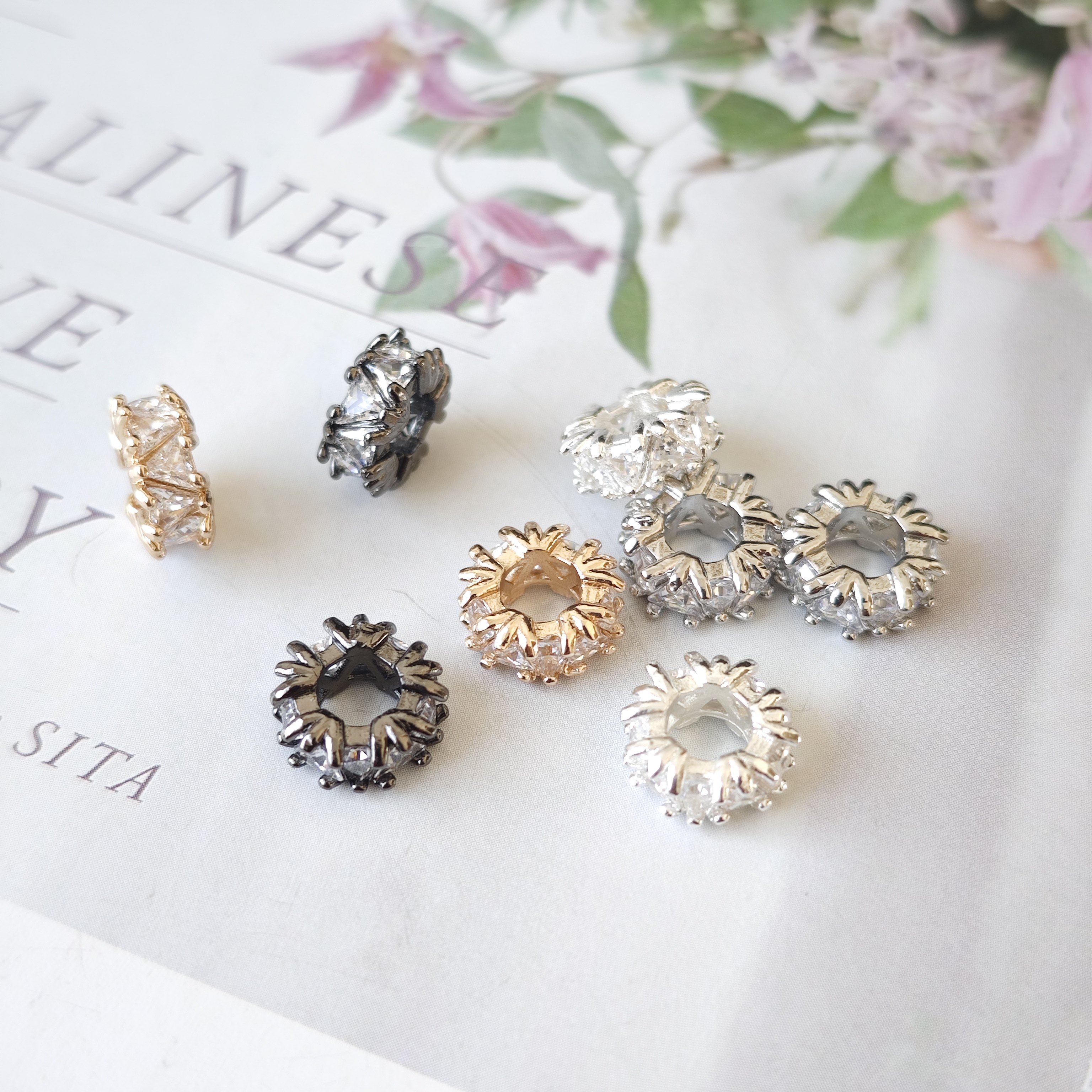 枪黑色白金色镶锆石隔珠三角钻隔片水晶配件串珠手链diy配件手串