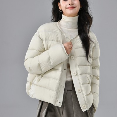 90绒轻薄羽绒服女短款2025年新款