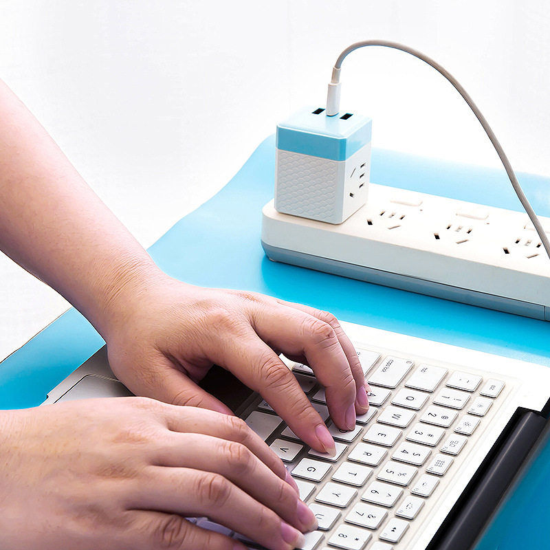 创意魔方插座快充电源转换器USB充电办公旅行10A转换插头接线板