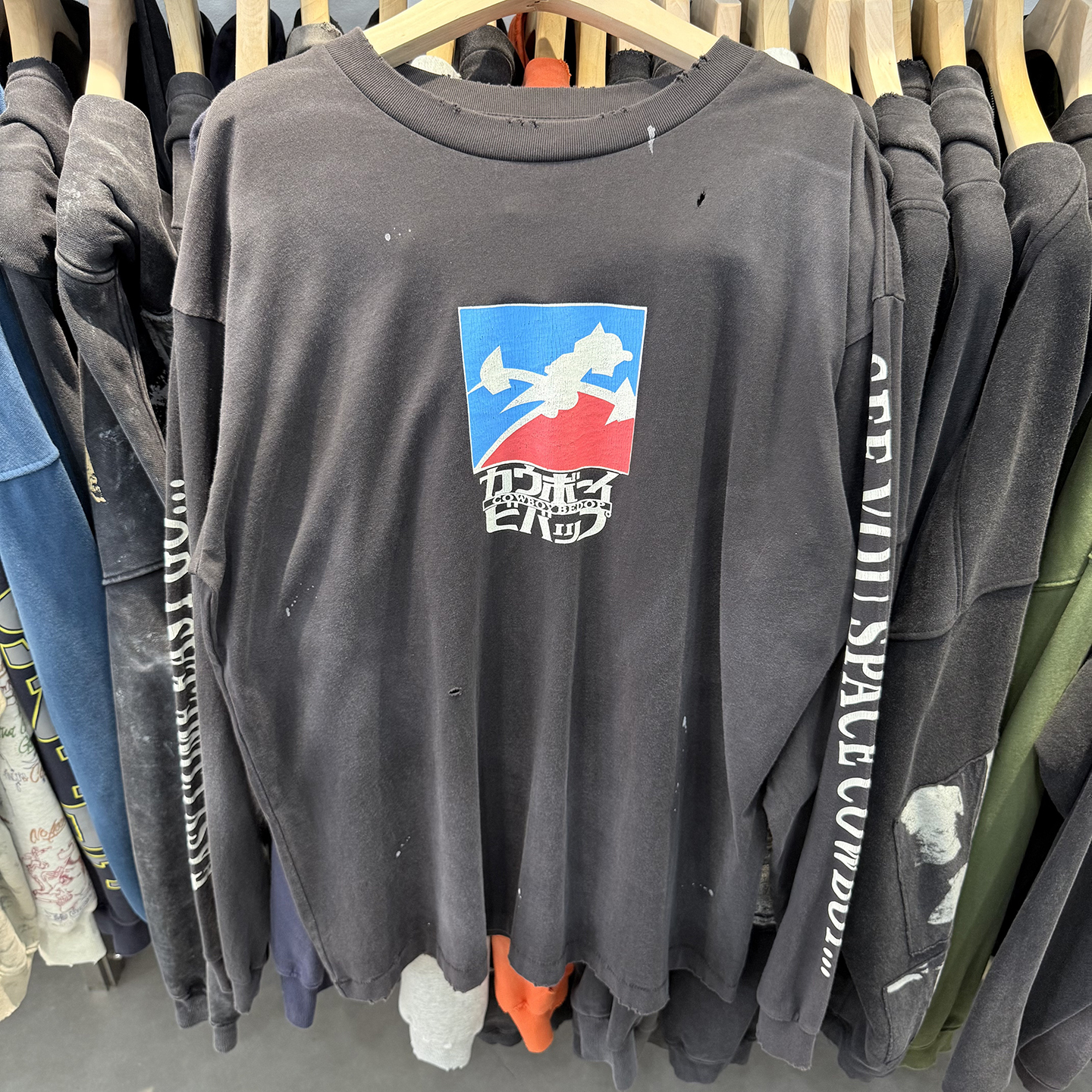 SAINT高品质星际牛仔动漫主题裂纹印花水洗做旧破坏男女长袖T恤潮