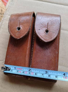 7-8品旧的54牛皮双联包皮腰包复古火机皮包收藏主题装饰户外储物