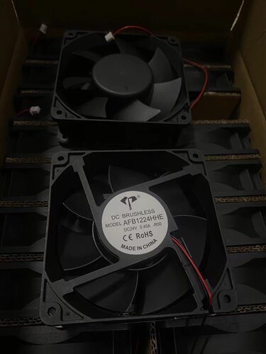 12cm AFB1224HHE 24v 0.45A 12038 电焊机 散热风扇 带报警