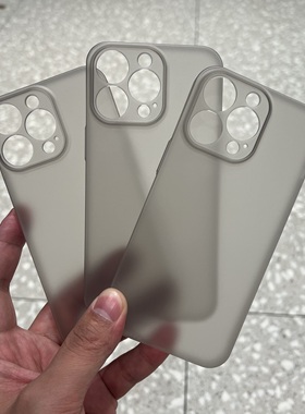 超薄PP磨砂透明黑白色手机壳适用oppoReno14/13/12不沾指纹11/reno10pro+硬壳9/8男女款肤感7裸机手感6大孔5K