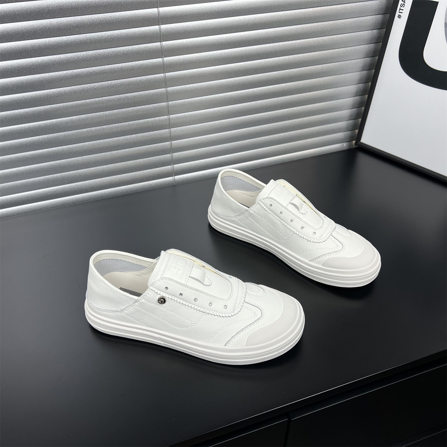 真皮两穿小白鞋女2026春季新款懒人一脚蹬平底牛皮透气休闲板鞋潮,女鞋,休闲板鞋,淘宝优惠券,粉丝福利购,淘宝优惠卷