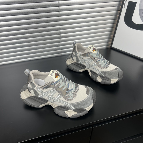 款轻便显脚小百搭休闲运动鞋潮