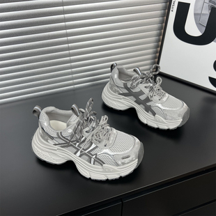 复古百搭轻便舒适休闲运动鞋 新款 女2026春季 网面真皮厚底老爹鞋