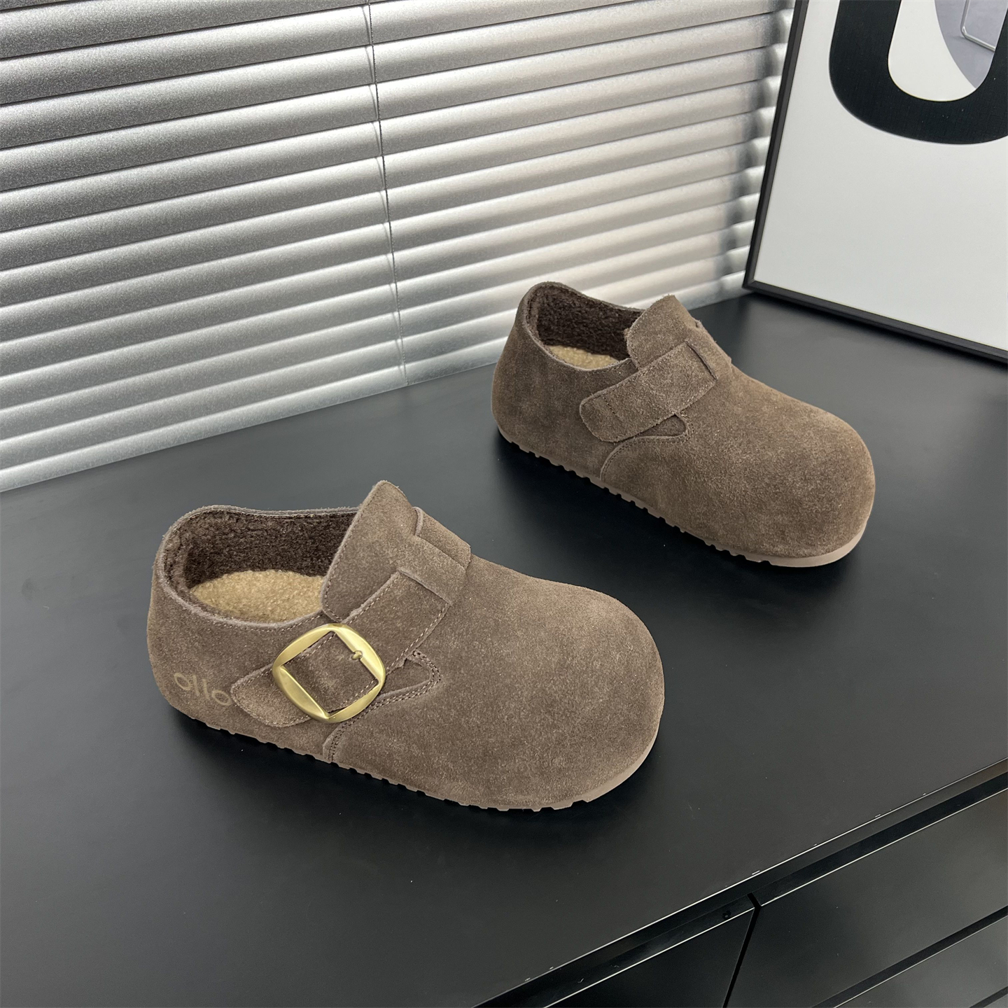 真皮加绒卡皮巴拉勃肯鞋女