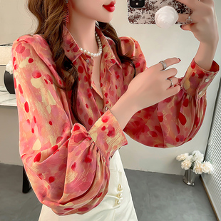粉色甜美波点印花衬衫女设计感小众衬衣洋气宽松灯笼袖雪纺上衣秋